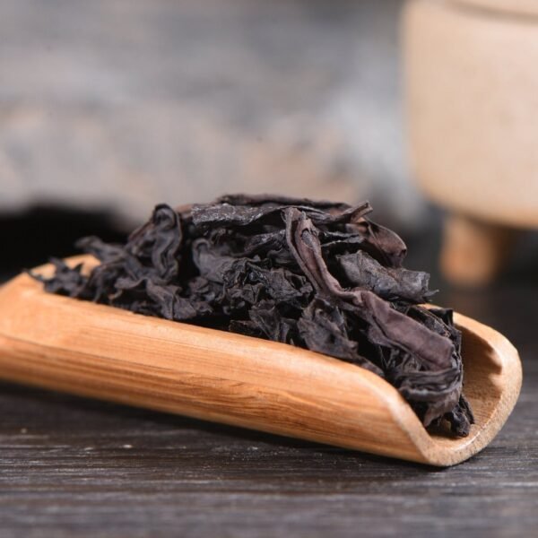Shui Jin Gui "Golden Water Turtle" Wu Yi Rock Oolong Tea