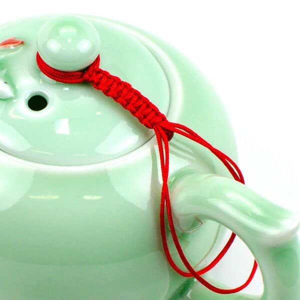 Add a Braid for Your Teapot’s Lid
